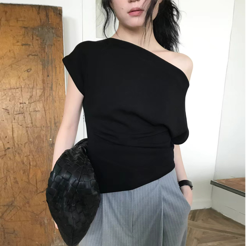 Elegant One-Shoulder Design Se – Lifestyle In Korean recenzja i cena