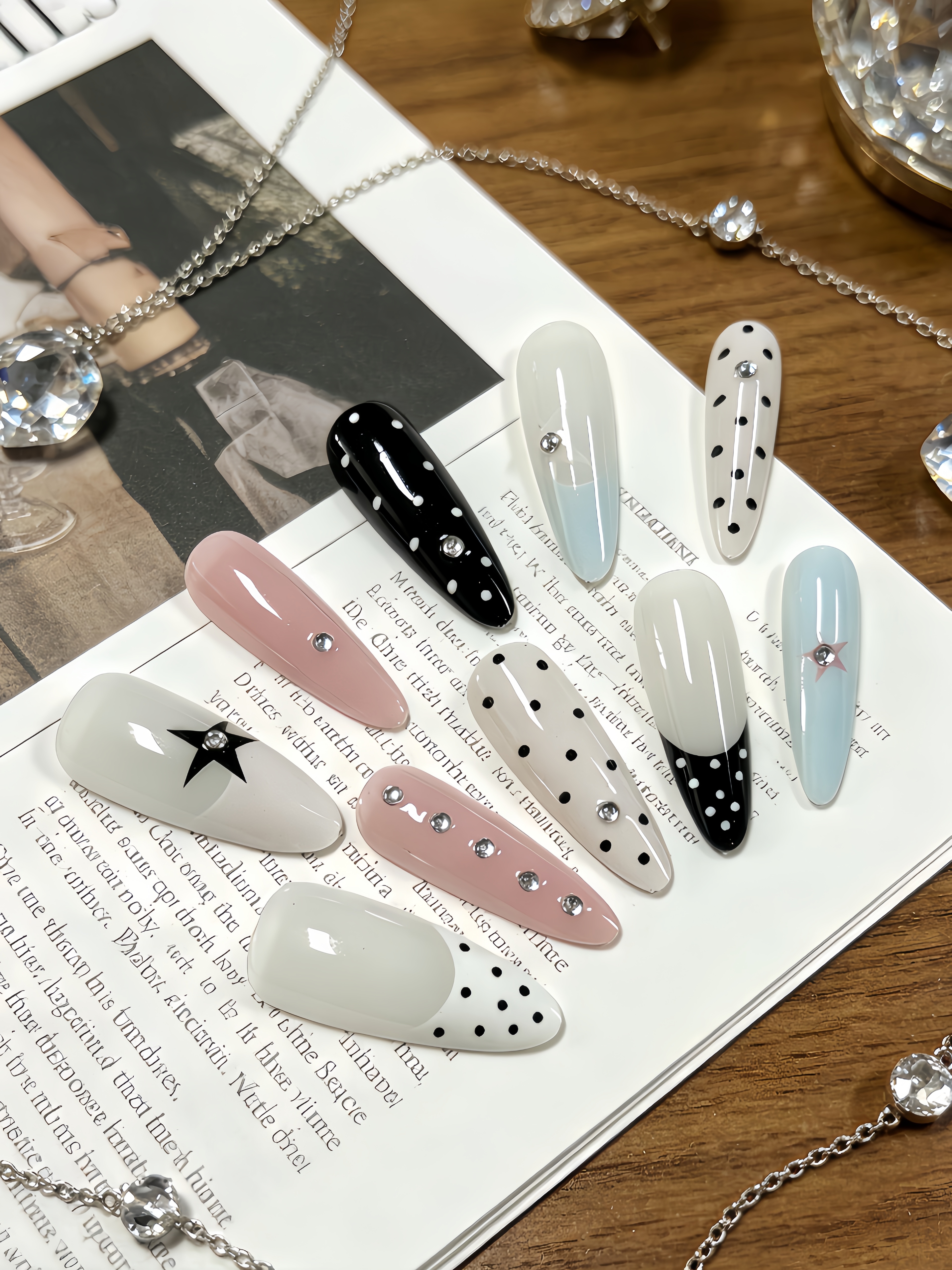 10 Medium-Length Teardrop-Shap – Korean Arts And Lifestyle recenzja i cena
